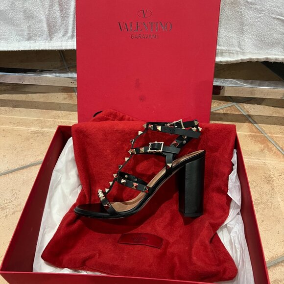 VALENTINO ROCKSTUD ANKLE STRAP SANDAL 90 MM - BLACK - Picture 8 of 9
